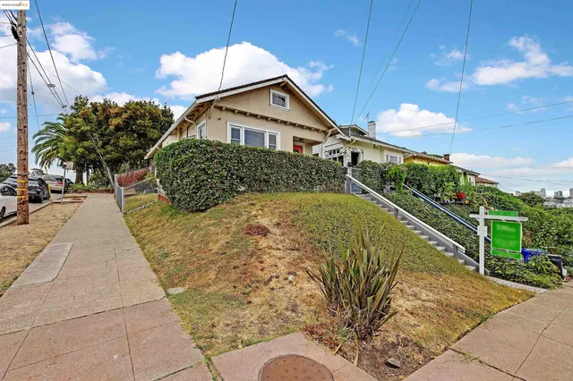 $545,000 | 1641 East 20th Street, Oakland, CA 94606