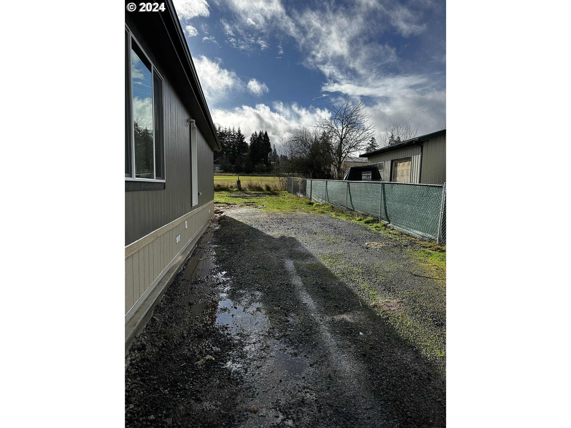 644 Main Street Yoncalla, OR 97499 - Photo 27 of 29 a backyard of a house