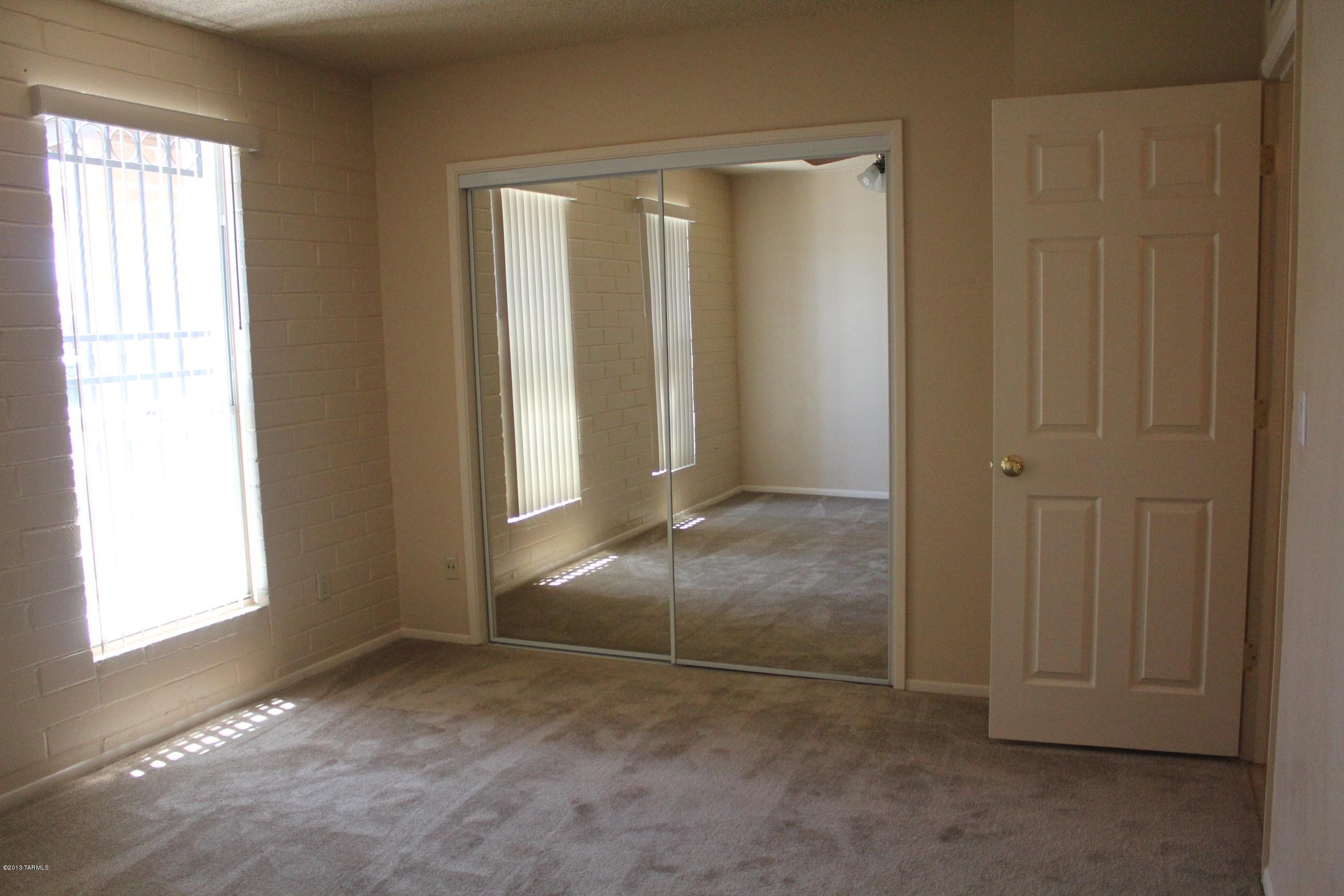 9111 North Oracle Road, Unit 121 Tucson, AZ 85704 - Photo 13 of 20