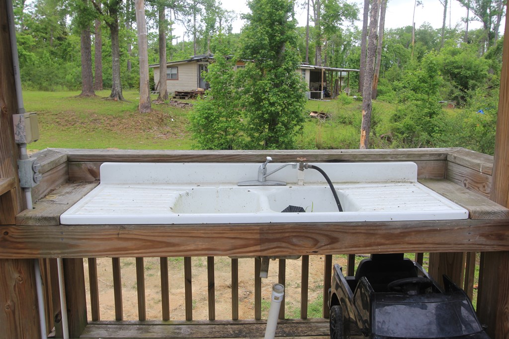 611 Jehu Road Wewahitchka, FL 32465 - Photo 11 of 21