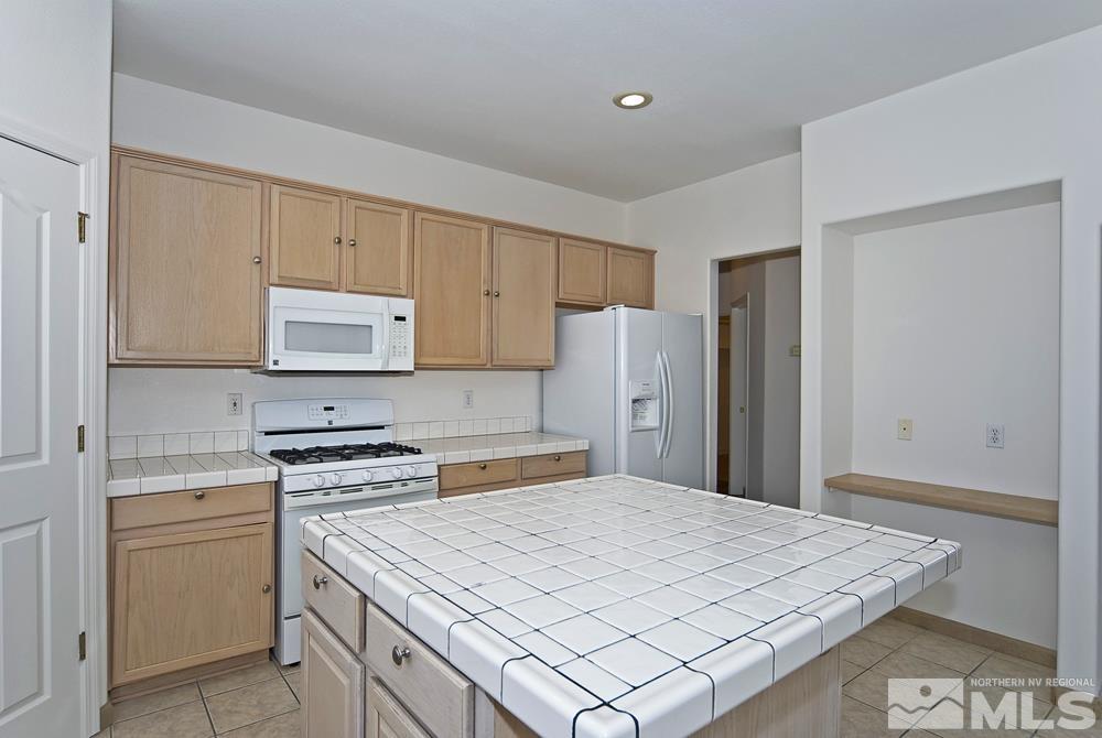 9675 Silver Desert Way Reno, NV 89506 - Photo 12 of 36 Photo 12