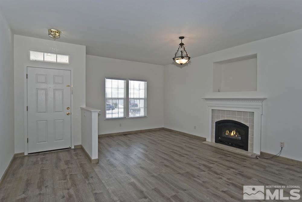 9675 Silver Desert Way Reno, NV 89506 - Photo 5 of 36 Photo 5