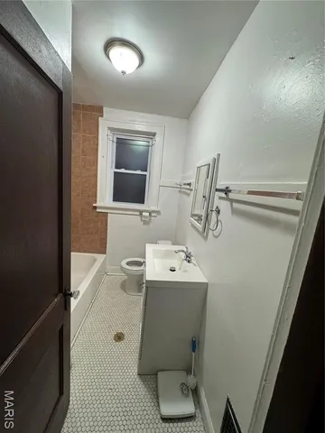 $850 | 5008 Mardel Avenue, St. Louis, MO 63109