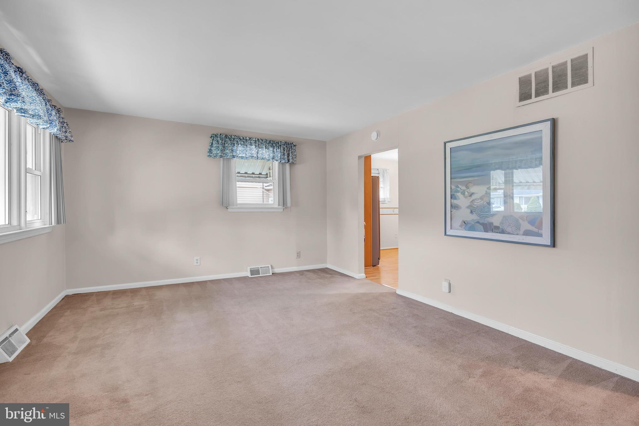 19 Paul Road Maple Shade, NJ 08052 - Photo 7 of 24