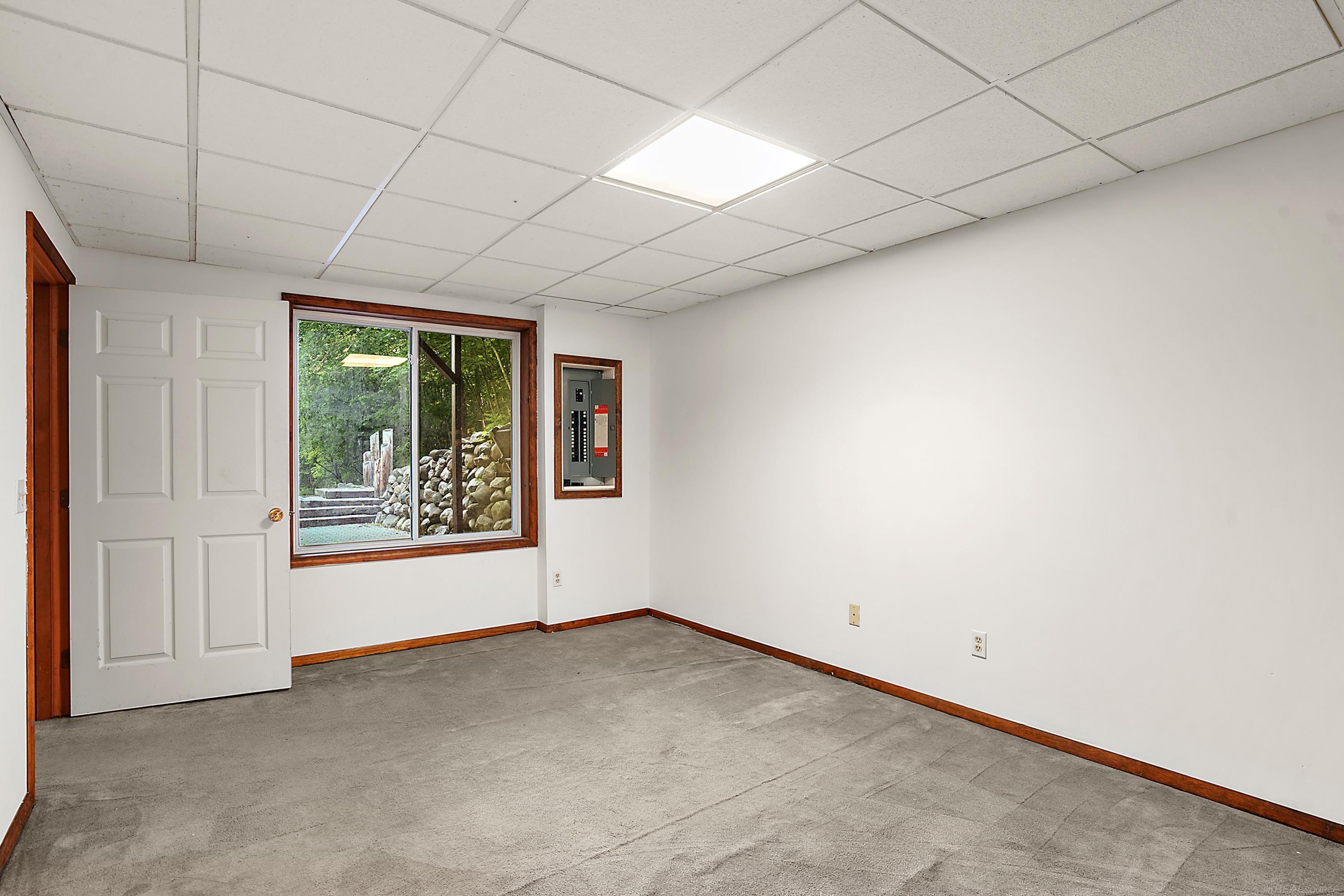 11535 Longden Pinckney, MI 48169 - Photo 44 of 75 50214482-c4095ceb-d196-4f45-a6d4-5139b31a717e.JPG