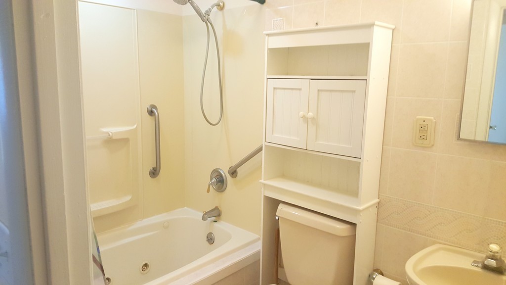 6 Penikese Street Wareham, MA 02576 - Photo 11 of 17