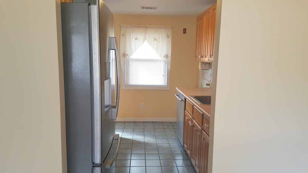6 Penikese Street Wareham, MA 02576 - Photo 3 of 17