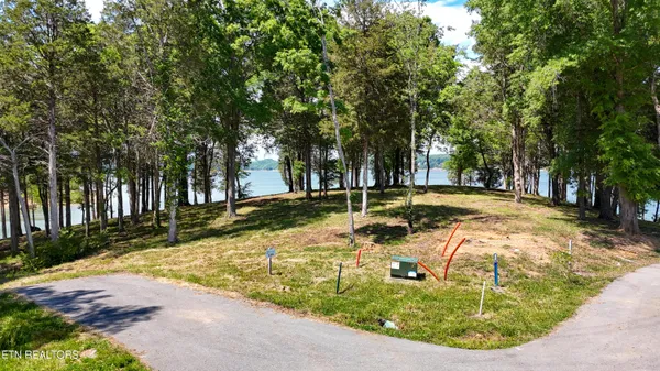 $1,000,000 | Lot 123 Ridge Point Trail, Dandridge, TN 37725
