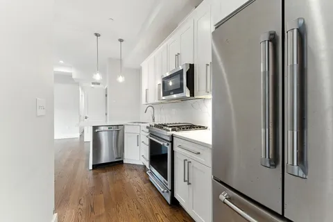 $3,100 | 64 Gove Street, Unit 1, Boston, MA 02128