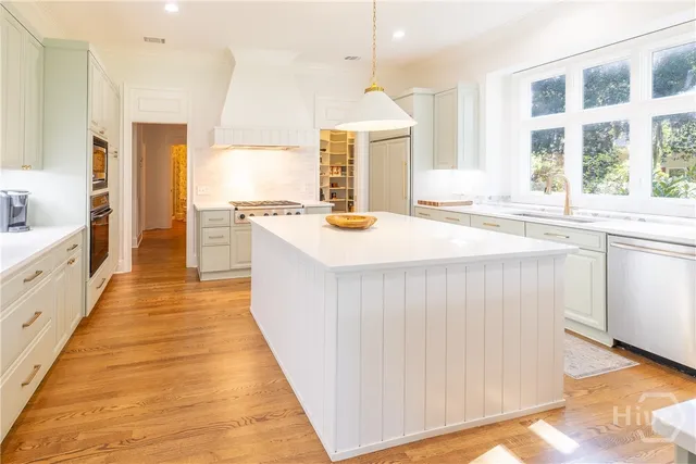 $1,495,000 | 6 River Otter Lane, Savannah, GA 31411