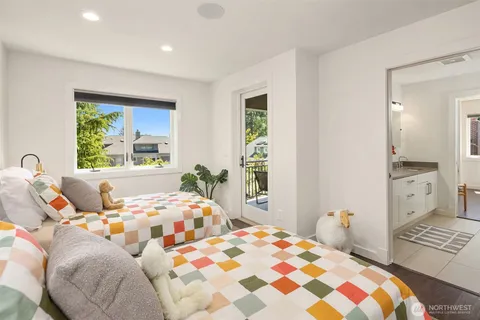 $2,950,000 | 1810 Madrona Drive, Seattle, WA 98122