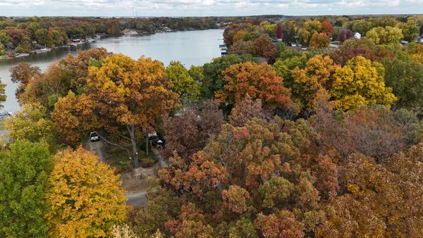 $75,000 | 867-868 Lake Holiday Drive, Lake Holiday, IL 60548