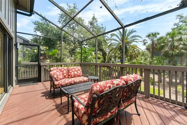 $685,000 | 1347 Landings Drive, Unit 6, Sarasota, FL 34231