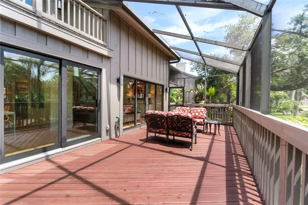 $685,000 | 1347 Landings Drive, Unit 6, Sarasota, FL 34231