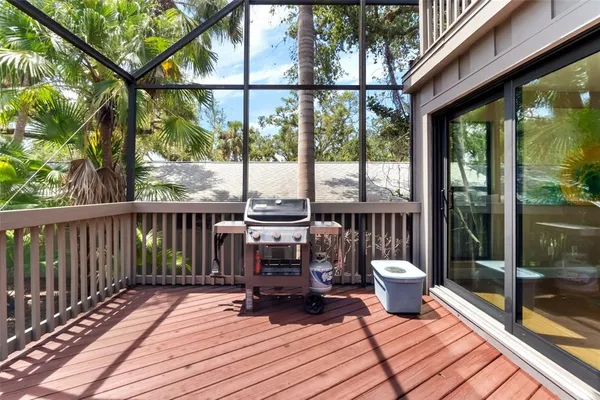 $685,000 | 1347 Landings Drive, Unit 6, Sarasota, FL 34231
