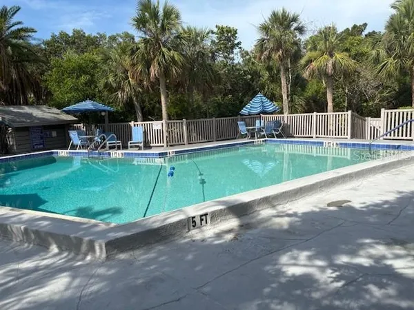 $685,000 | 1347 Landings Drive, Unit 6, Sarasota, FL 34231