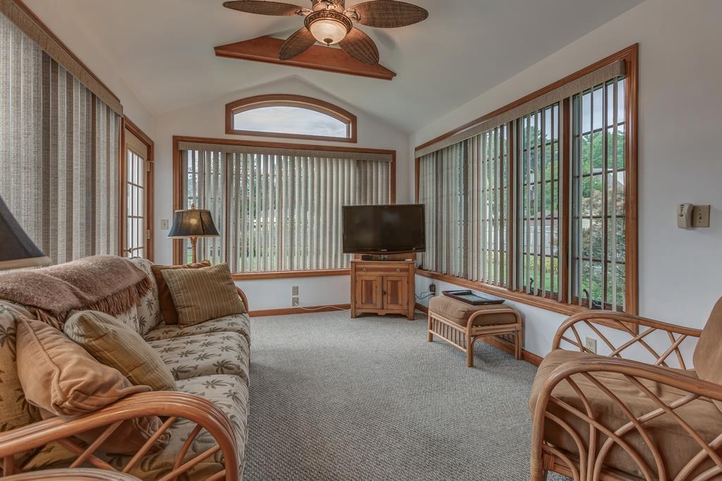 10 Tinker Road Nashua, NH 03064 - Photo 21 of 39