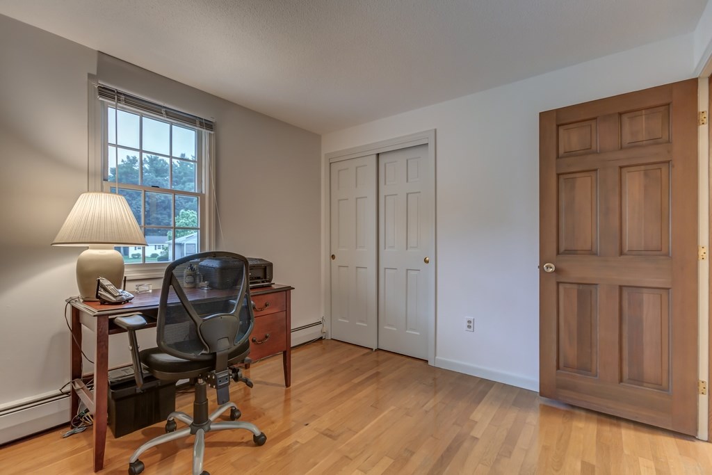10 Tinker Road Nashua, NH 03064 - Photo 25 of 39
