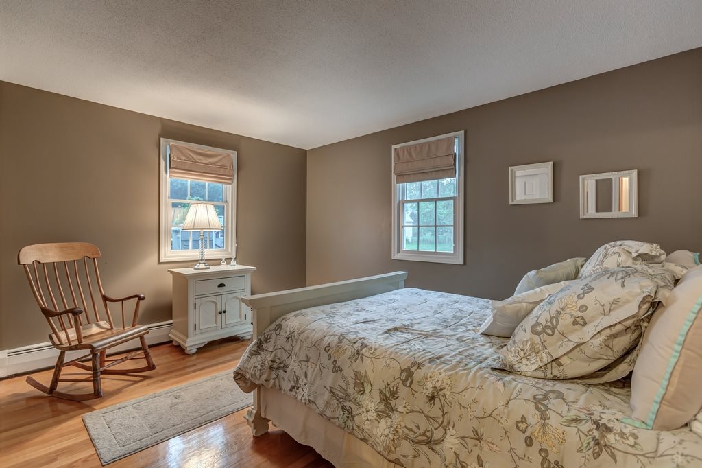10 Tinker Road Nashua, NH 03064 - Photo 27 of 39