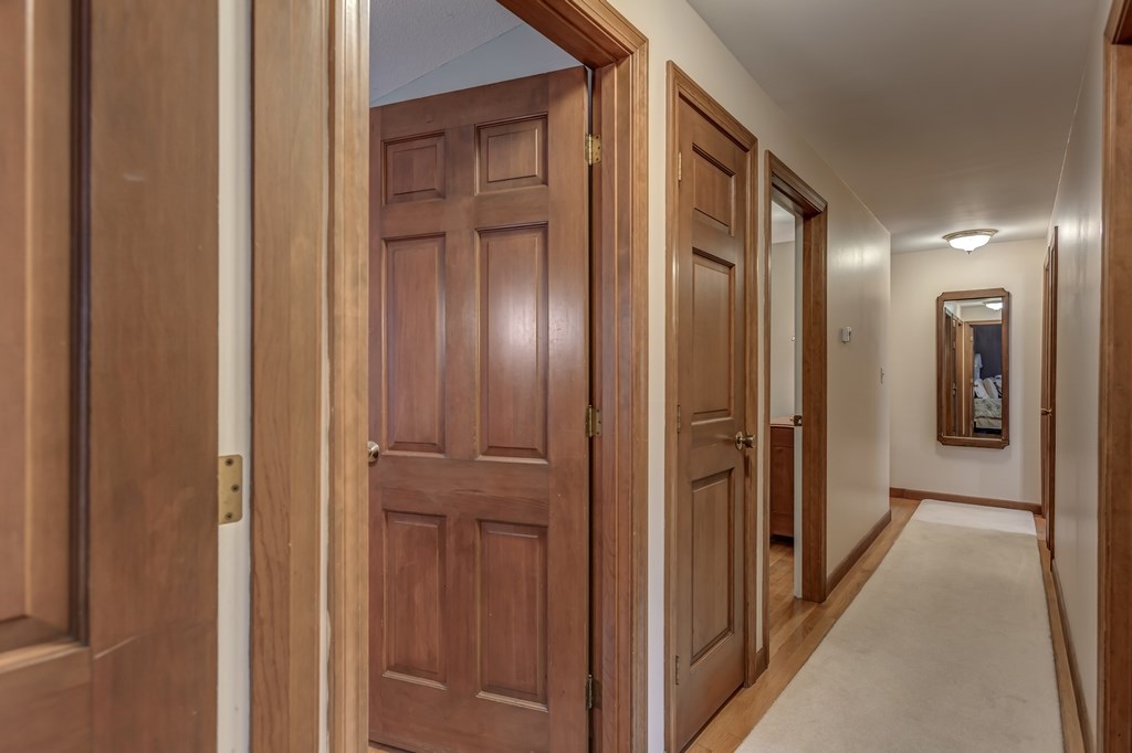 10 Tinker Road Nashua, NH 03064 - Photo 28 of 39