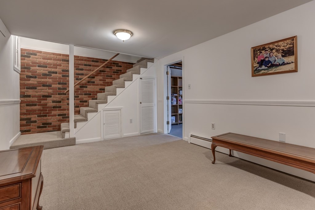 10 Tinker Road Nashua, NH 03064 - Photo 29 of 39