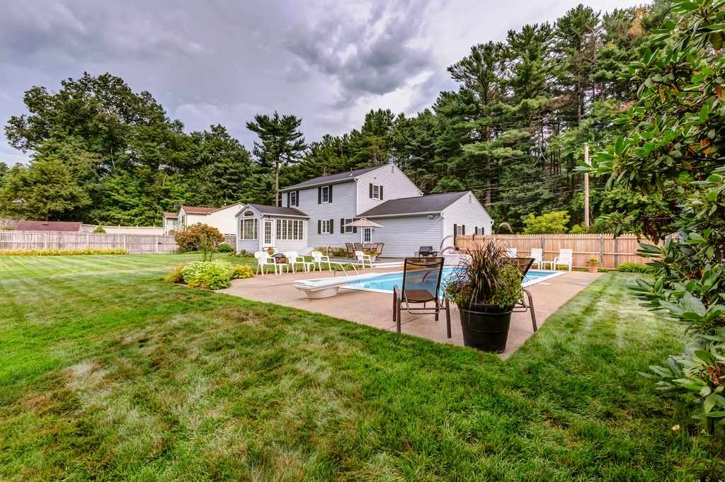 10 Tinker Road Nashua, NH 03064 - Photo 35 of 39