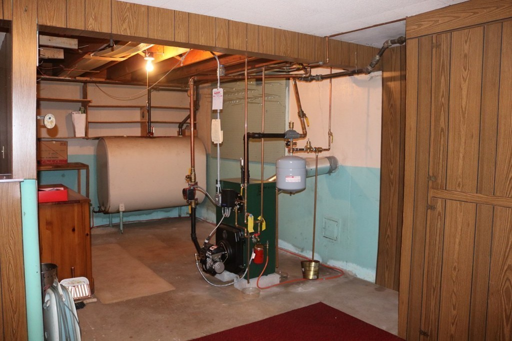 34 Arkwright Road Webster, MA 01570 - Photo 25 of 30 Gallery Image 25