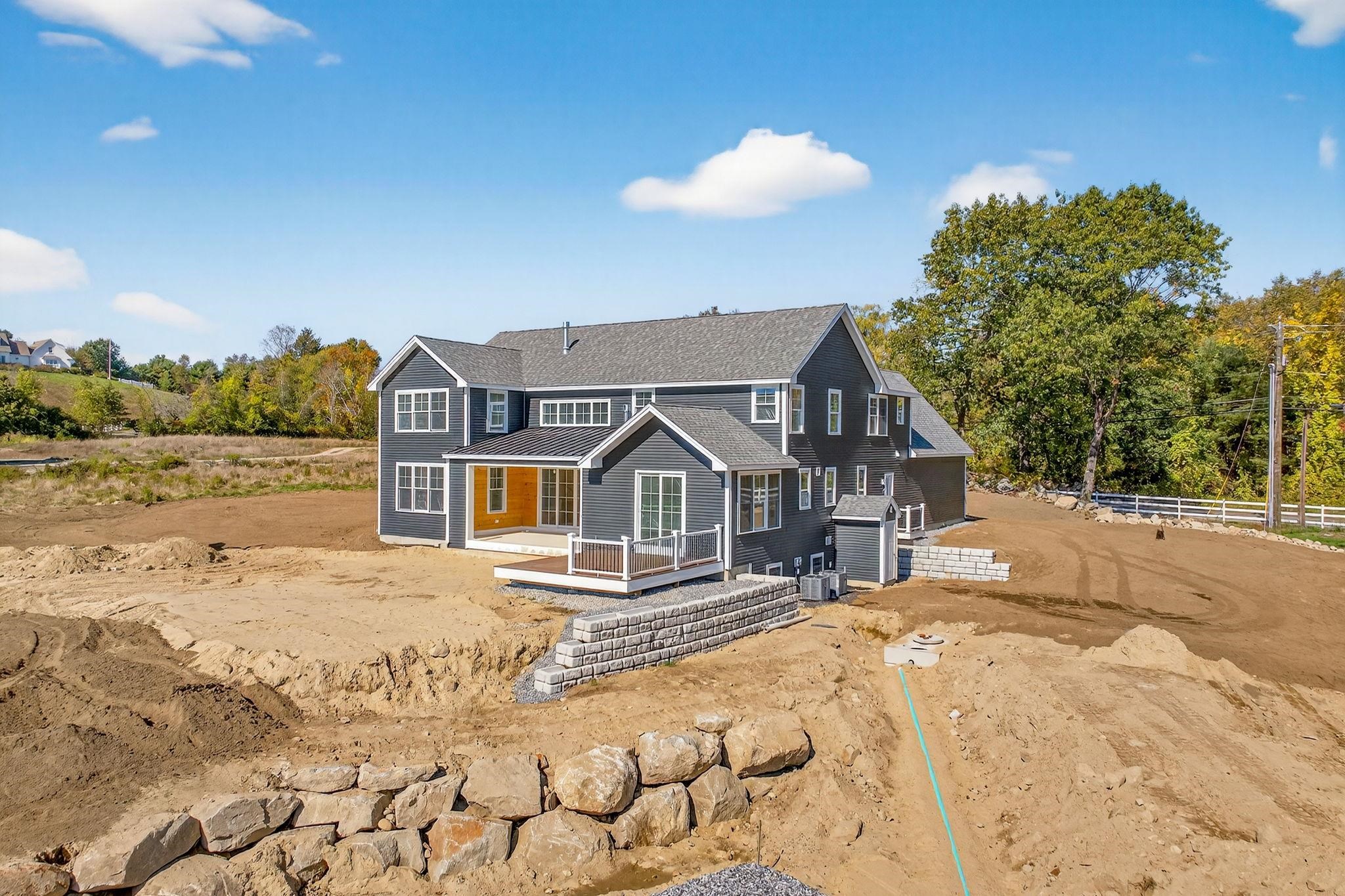 258 North Amherst Road, Unit 34 Bedford, NH 03110 - Photo 6 of 56 Gallery Image 6