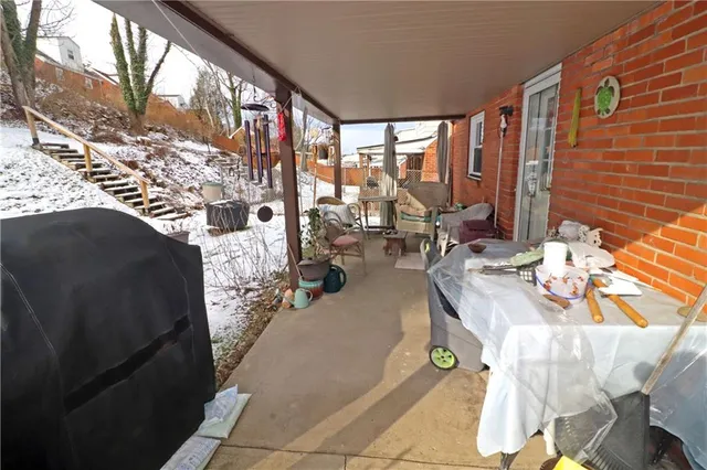 $120,000 | 437 Cedar Street, Jeannette, PA 15644