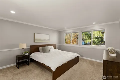 $997,498 | 24230 Southeast 44th Street, Sammamish, WA 98029