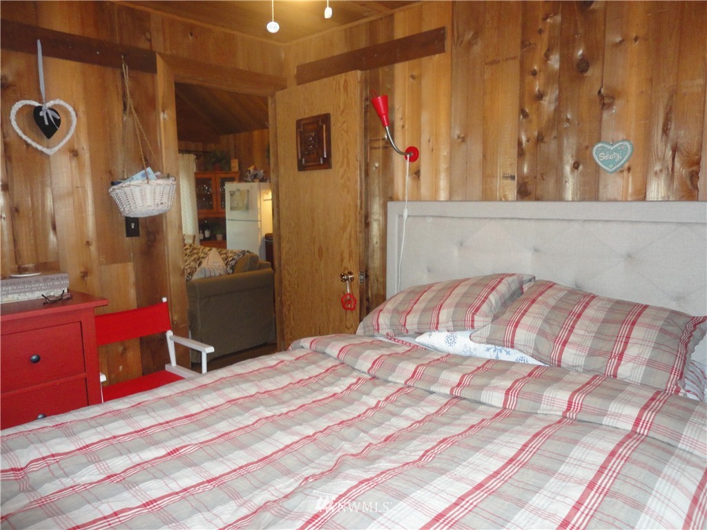 126 Sunstone Road Packwood, WA 98361 - Photo 7 of 13 Gallery Image 7