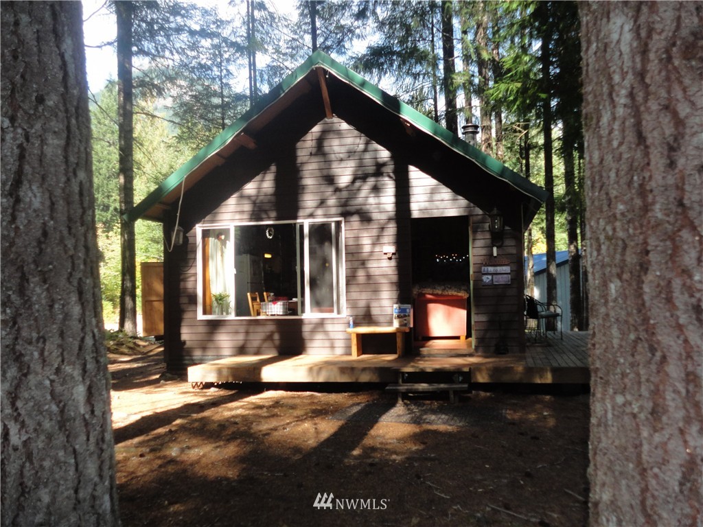126 Sunstone Road Packwood, WA 98361 - Photo 10 of 13 Gallery Image 10