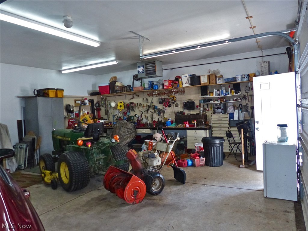 8791 Brakeman Road Chardon, OH 44024 - Photo 21 of 31
