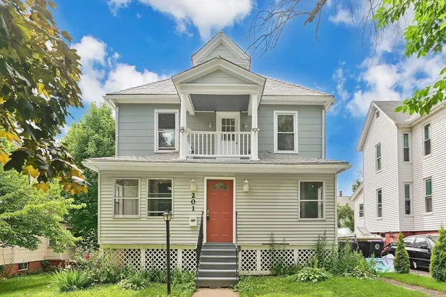 $289,900 | 201 Locust Street, Holyoke, MA 01040