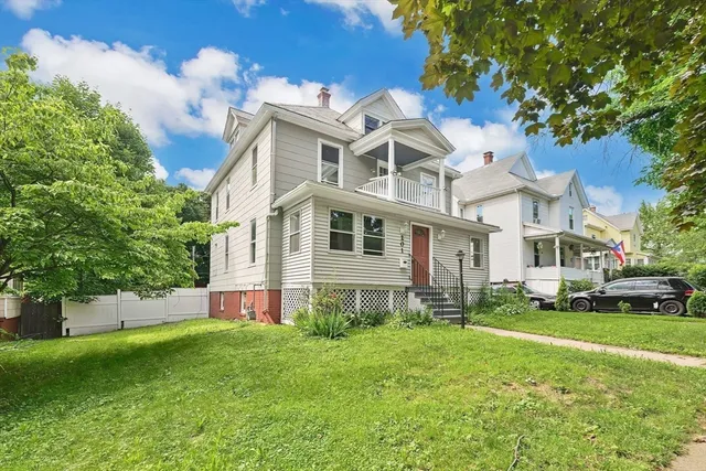 $289,900 | 201 Locust Street, Holyoke, MA 01040