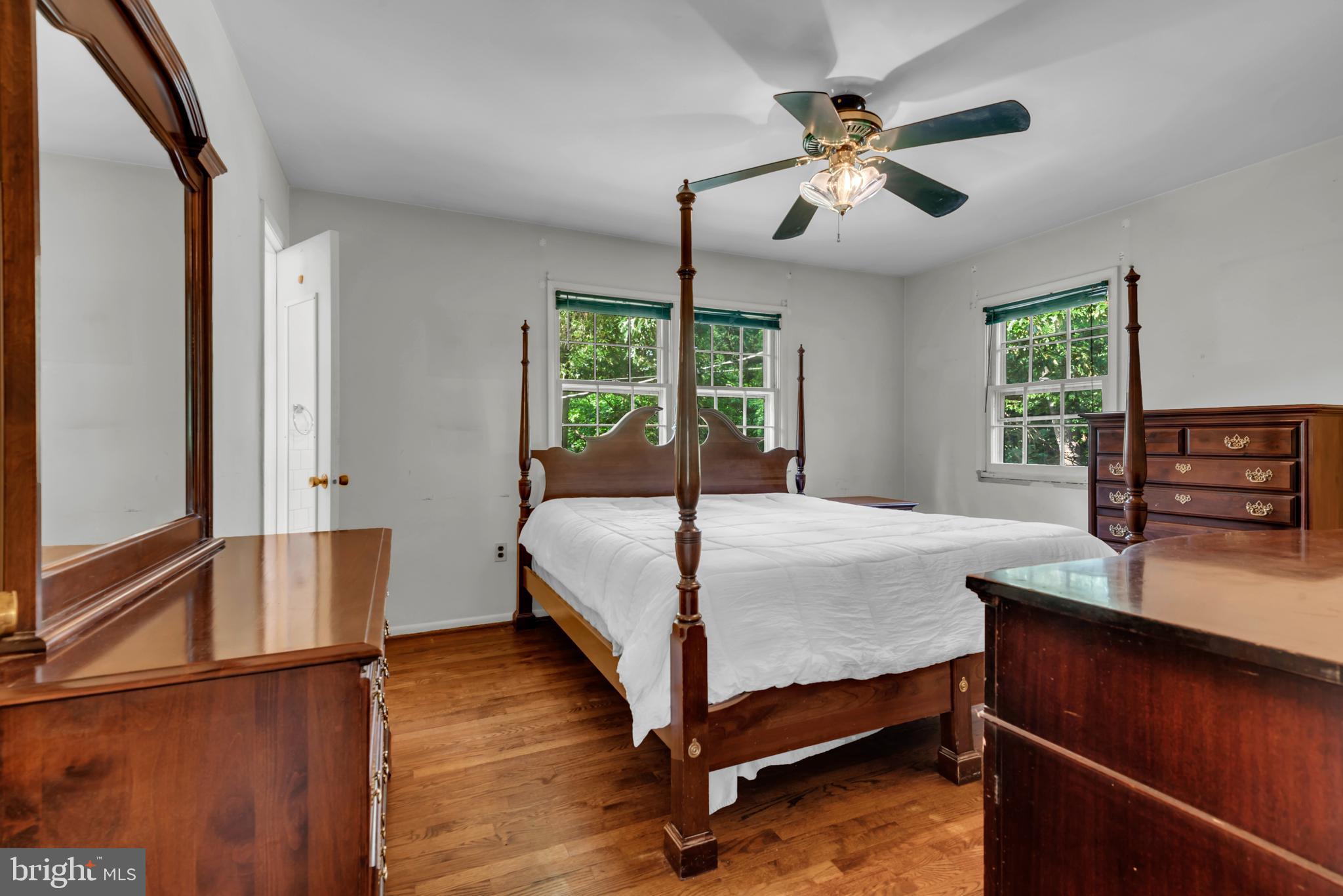 1554 Long Point Road Pasadena, MD 21122 - Photo 21 of 37