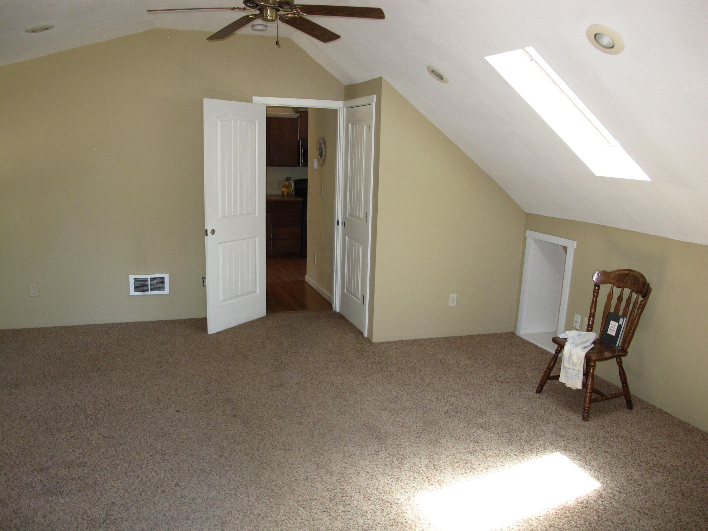 5173 Round Lake Road Klamath Falls, OR 97601 - Photo 31 of 47 29