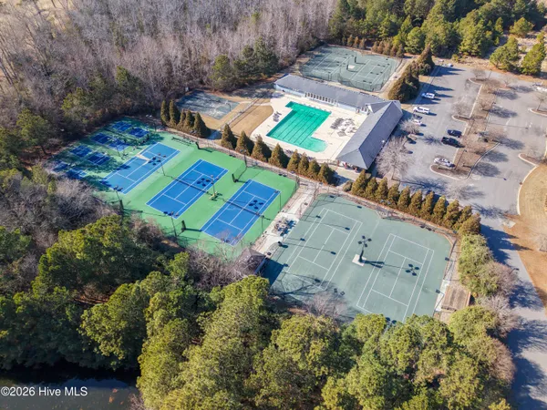 $185,000 | 247 Kilmarlic Club Drive, Powells Point, NC 27966