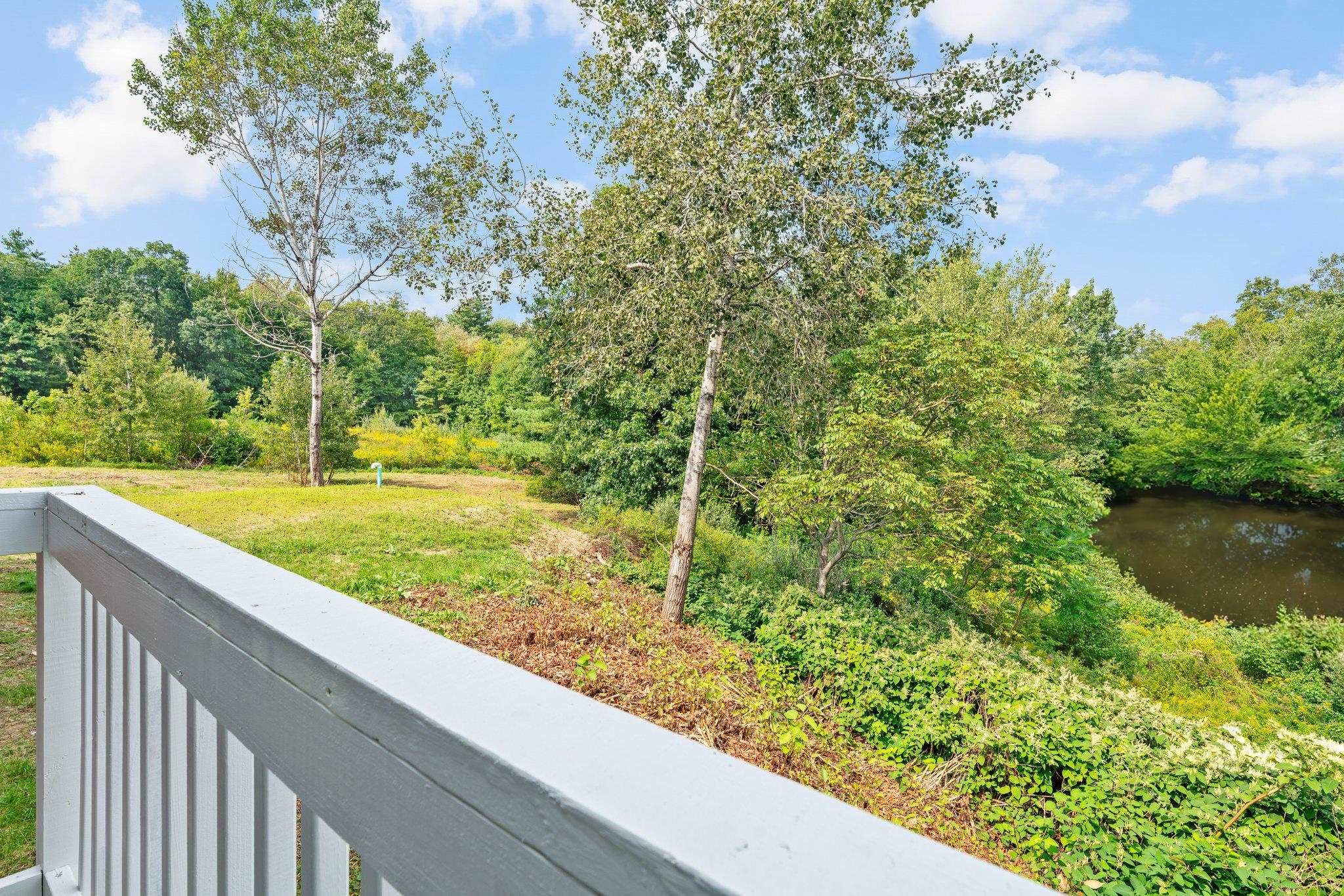 241 Sandown Road Chester, NH 03036 - Photo 25 of 40