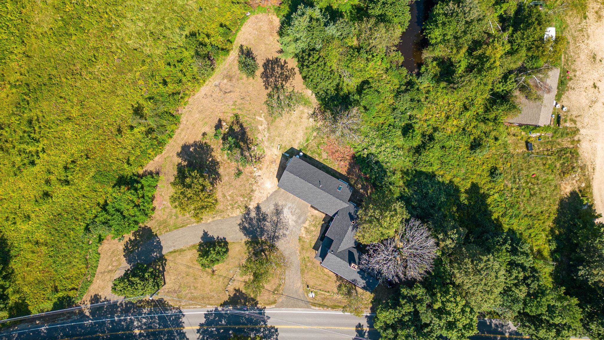 241 Sandown Road Chester, NH 03036 - Photo 28 of 40