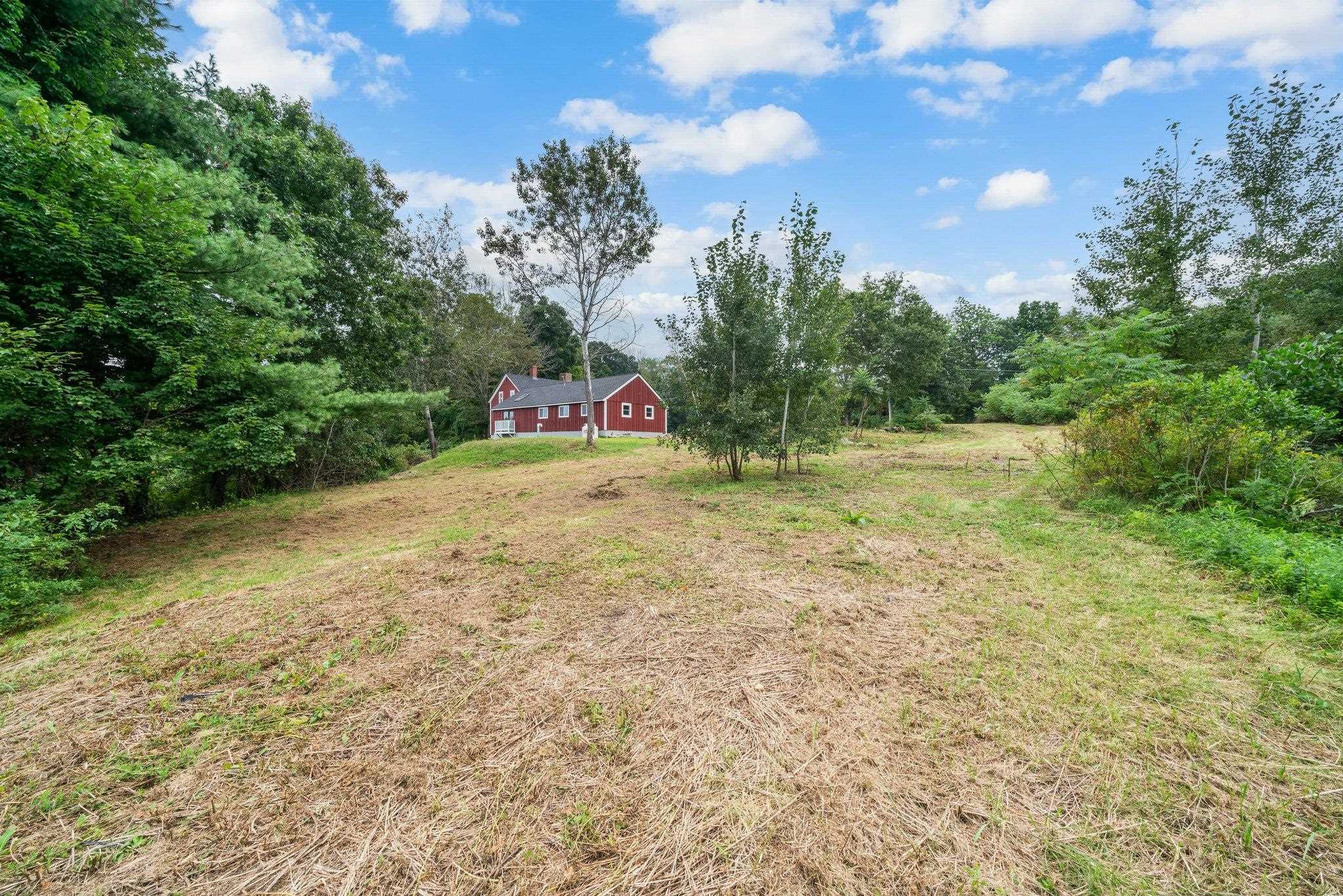 241 Sandown Road Chester, NH 03036 - Photo 30 of 40