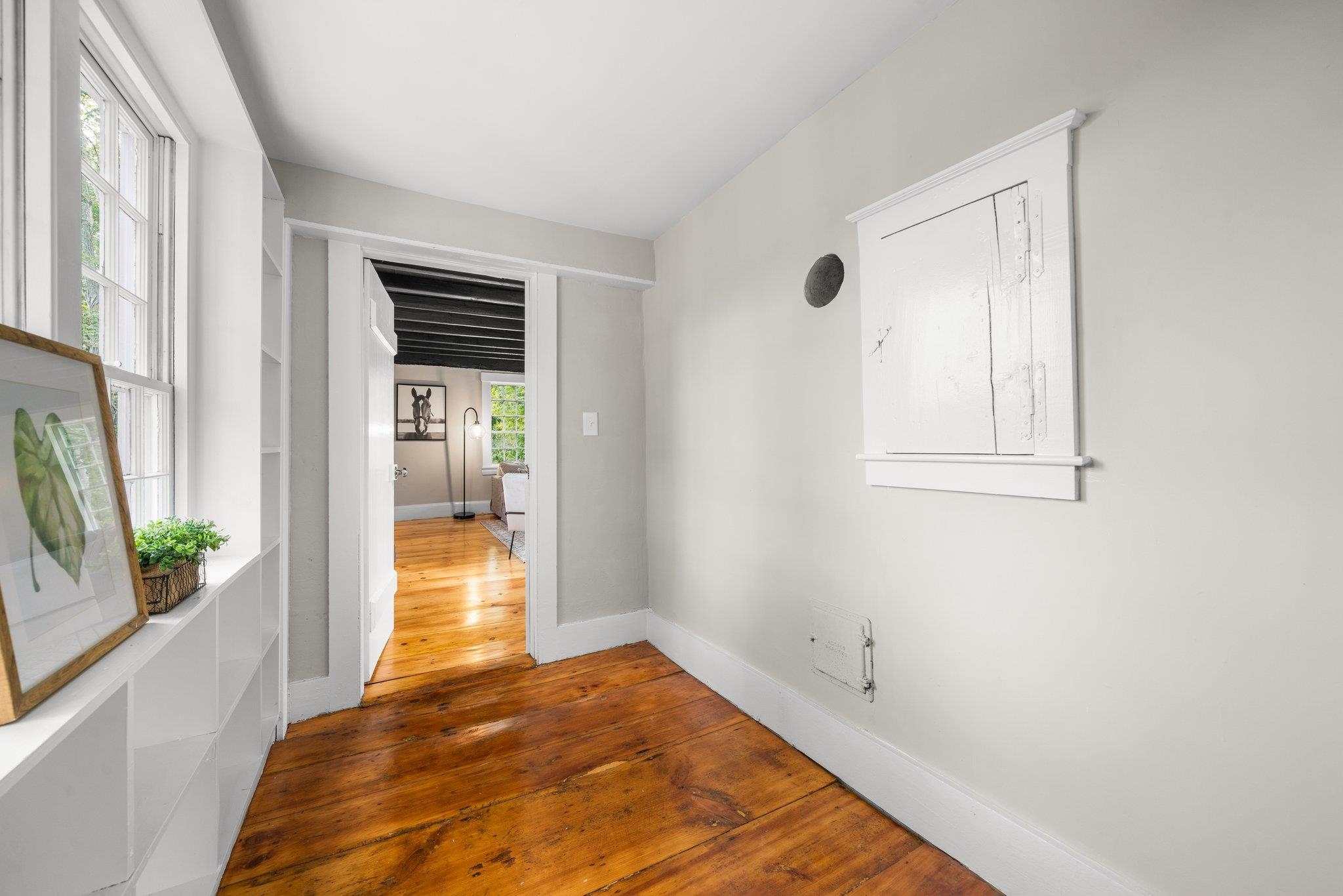 241 Sandown Road Chester, NH 03036 - Photo 37 of 40