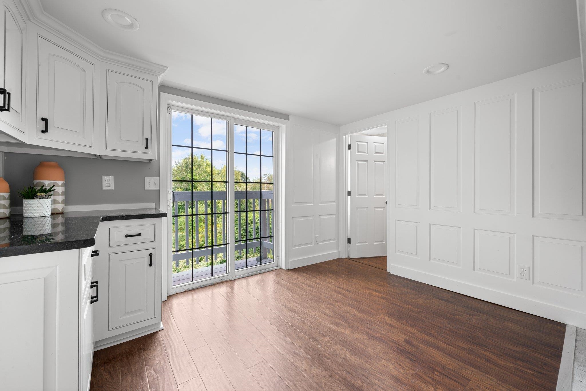 241 Sandown Road Chester, NH 03036 - Photo 7 of 40