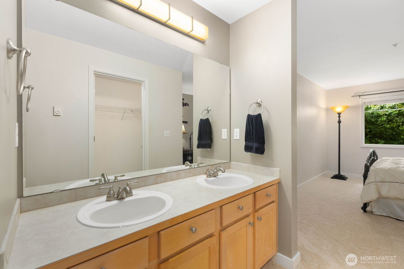 15325 Southeast 155th Place, Unit V2 Renton, WA 98058 - Photo 19 of 36