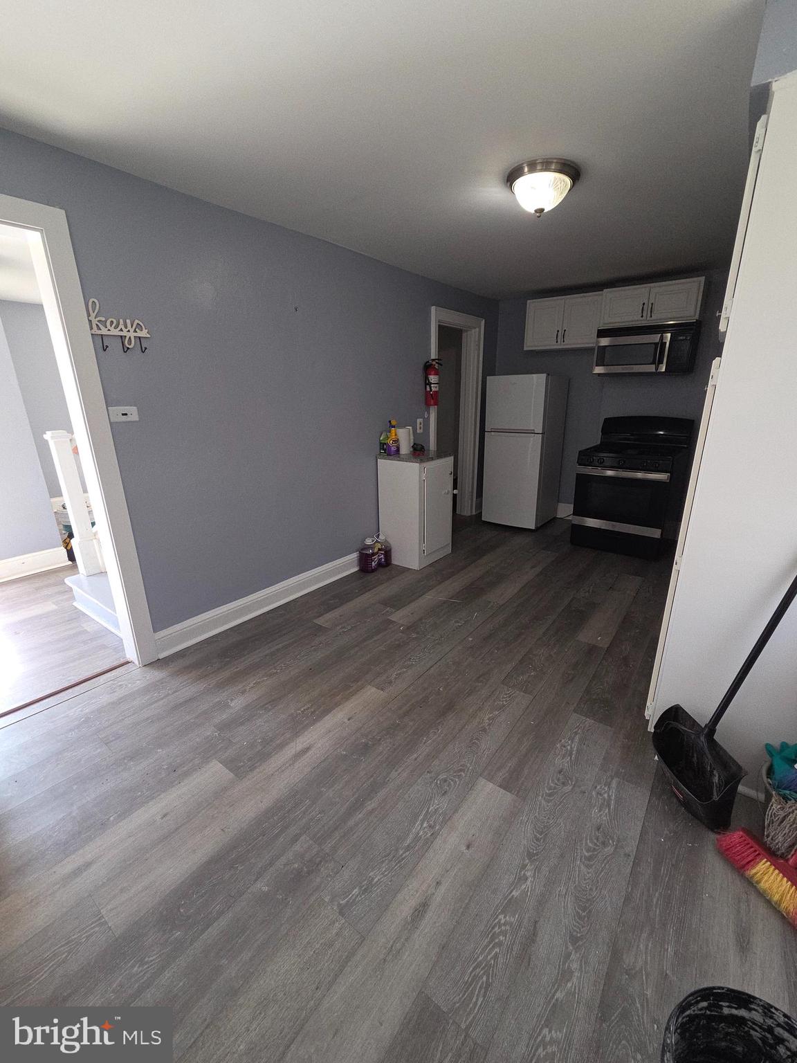 1085 Niagara Road Camden, NJ 08104 - Photo 14 of 40 KITCHEN