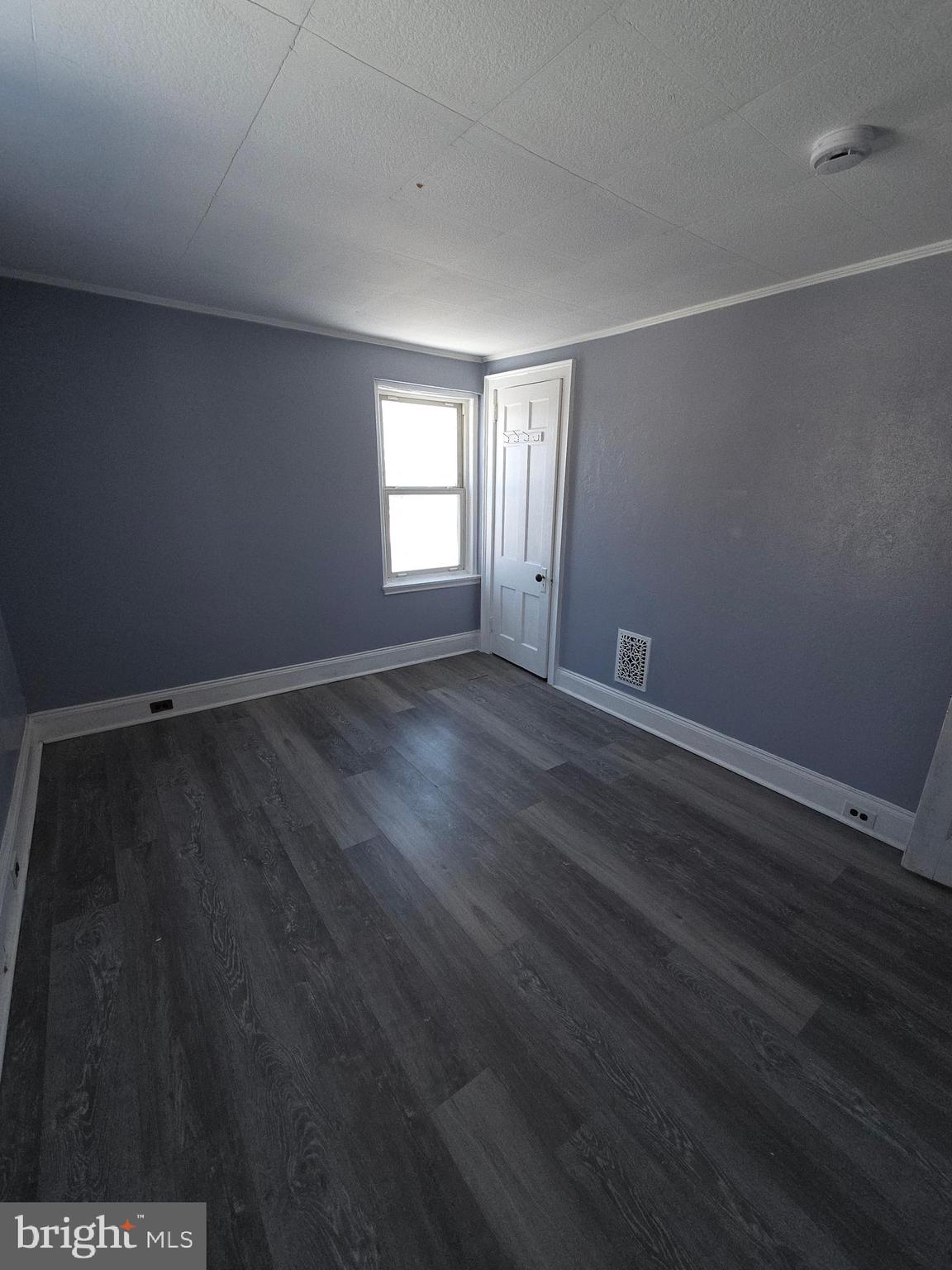 1085 Niagara Road Camden, NJ 08104 - Photo 16 of 40 BEDROOM