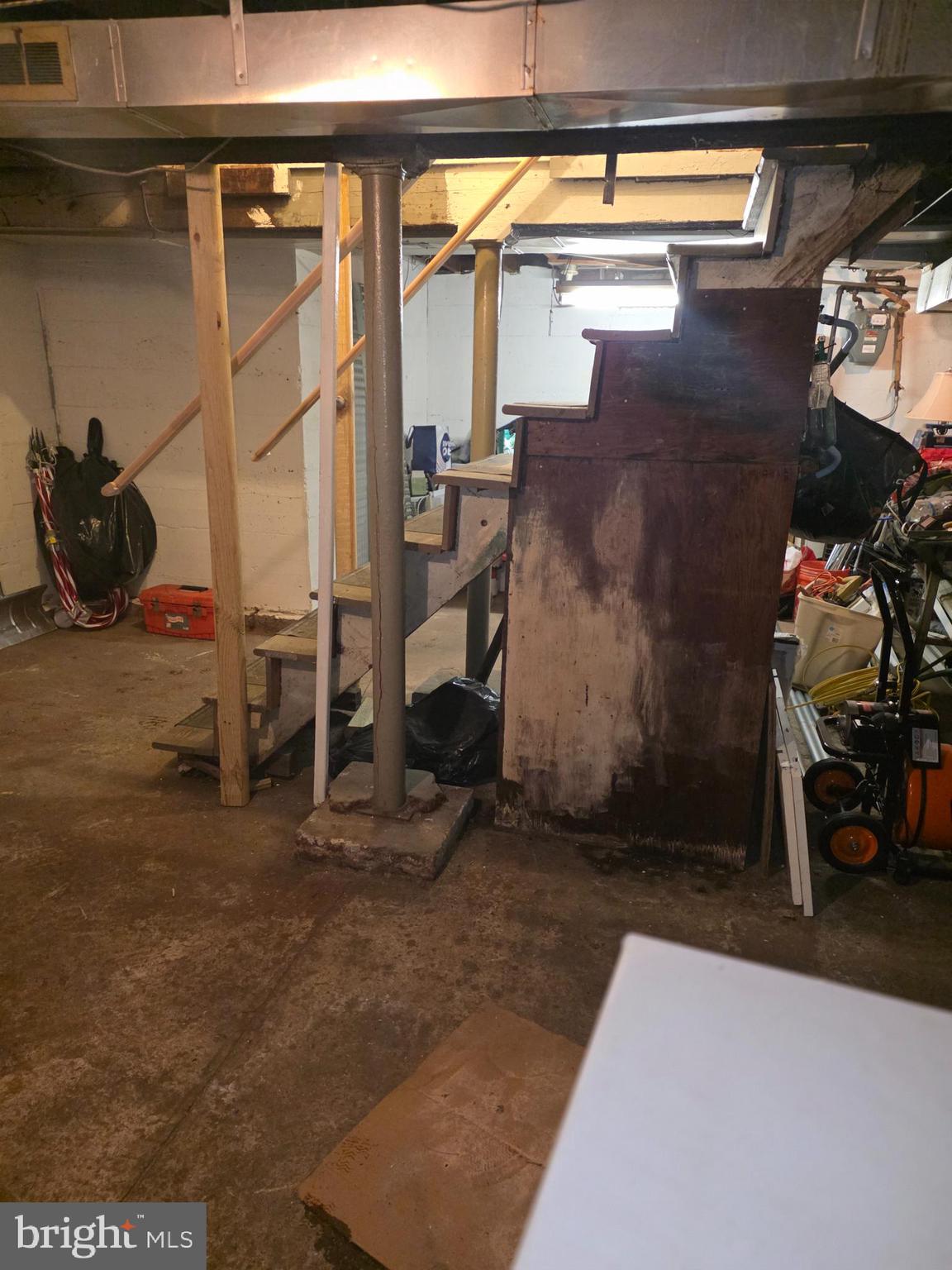 1085 Niagara Road Camden, NJ 08104 - Photo 39 of 40 BASEMENT