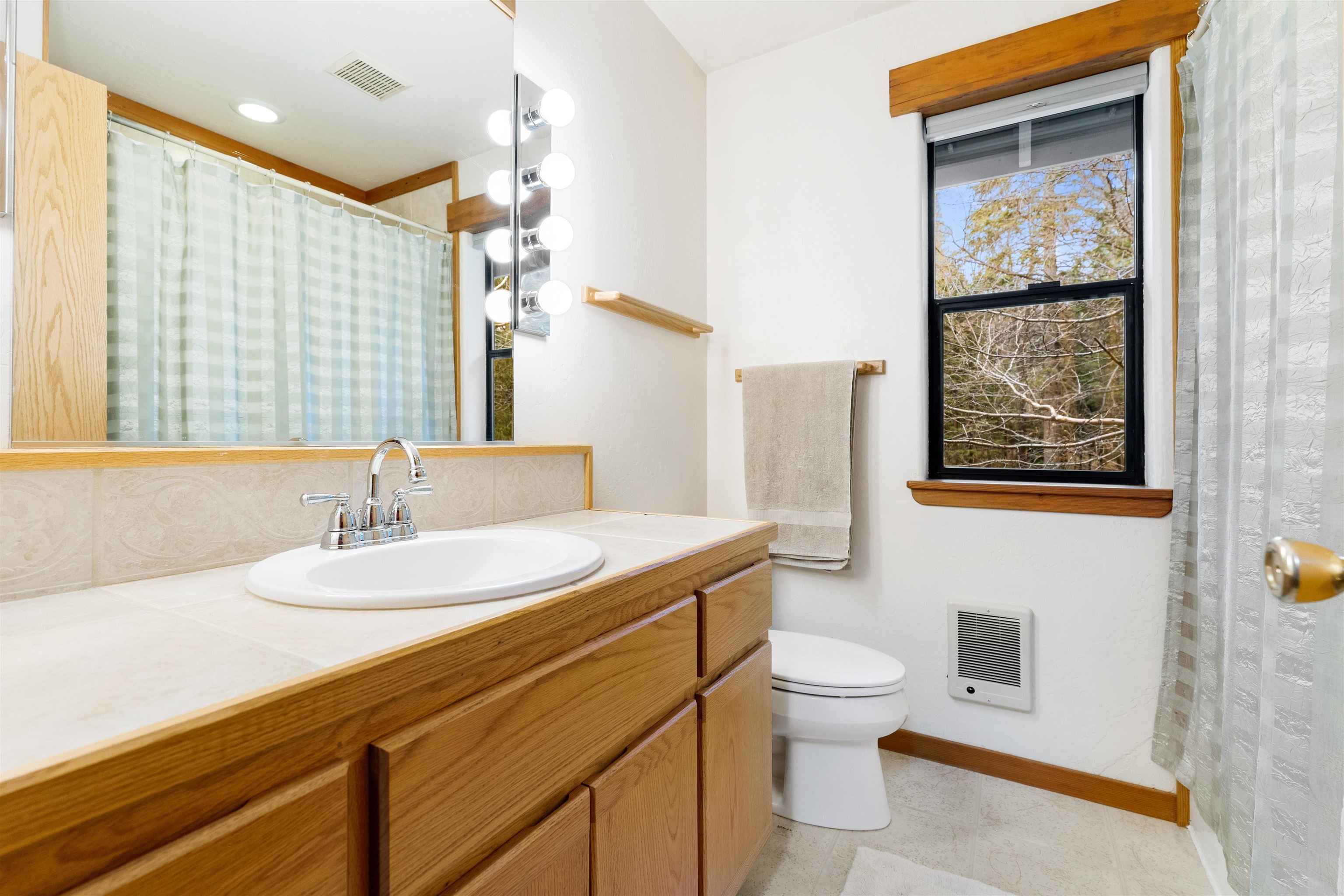 8839 Rocky Road Weed, CA 96094 - Photo 16 of 27 Gallery Image 16