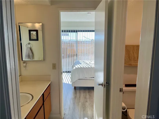 $2,950 | 25712 Le Parc, Unit 85, Lake Forest, CA 92630