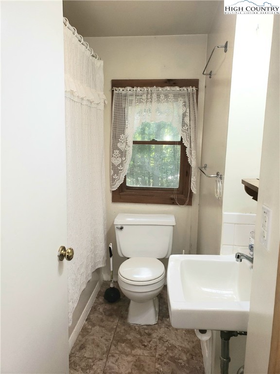 1485 Vanderpool Road Vilas, NC 28692 - Photo 27 of 38 Gallery Image 27